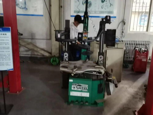 青春奉獻展風采，志愿服務踐初心——車輛工程學院開展建黨百年百場志愿服務之校園清掃活動